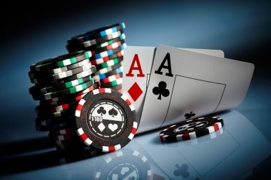 Ceme Online live dealer table on roamer showing card layout and betting positions